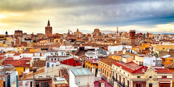 Find out what to visit in Valencia in 500 words!